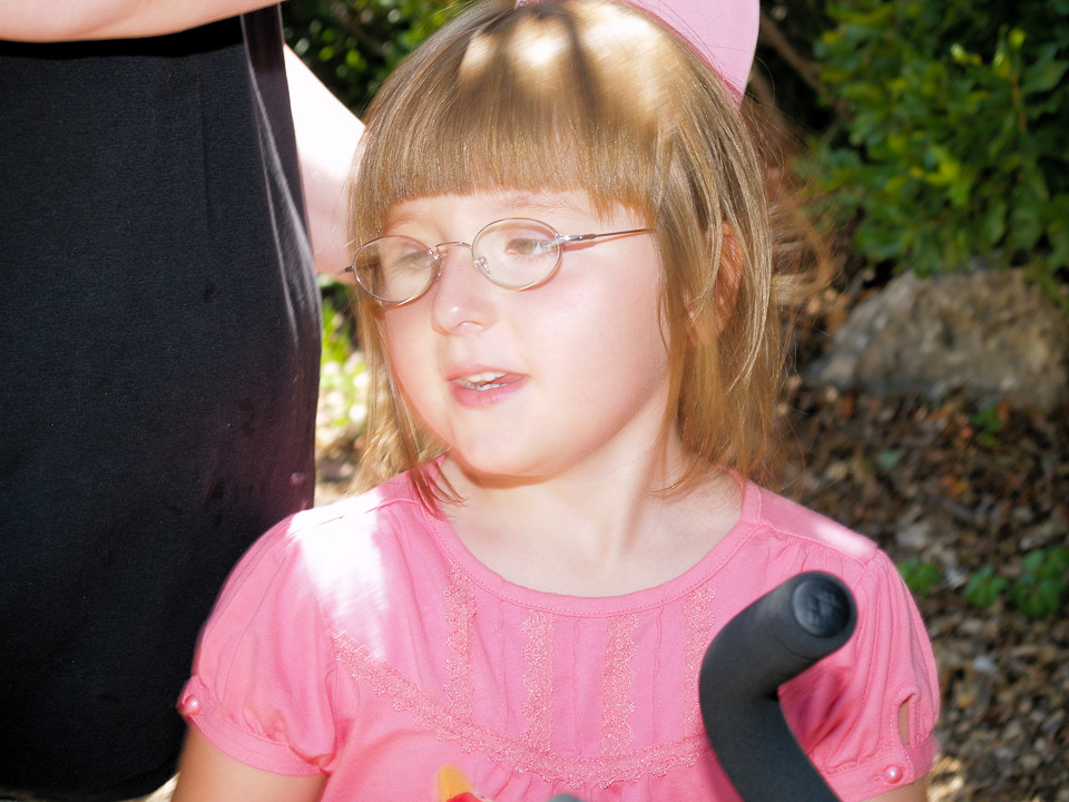 Ally-at-Brookfield-Zoo-2007-July-21-7211134.jpg