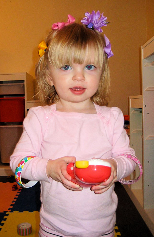 Lauren-with-bows-in-hair.jpg