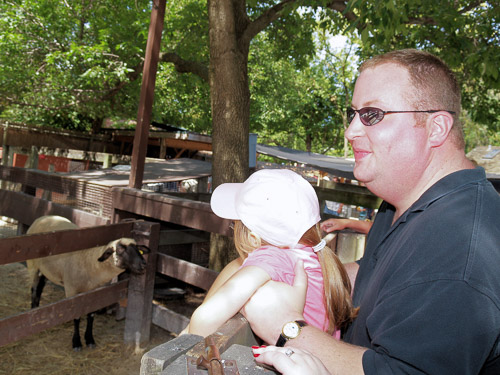 Ally-at-Brookfield-Zoo-2007-July-21-7211151.jpg