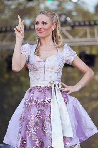 Tanja-Velvet-Steps-Angermeier-2014-IMG_8998.jpg Tanja-Velvet-Steps-Angermeier-2014-IMG_8998.jpg