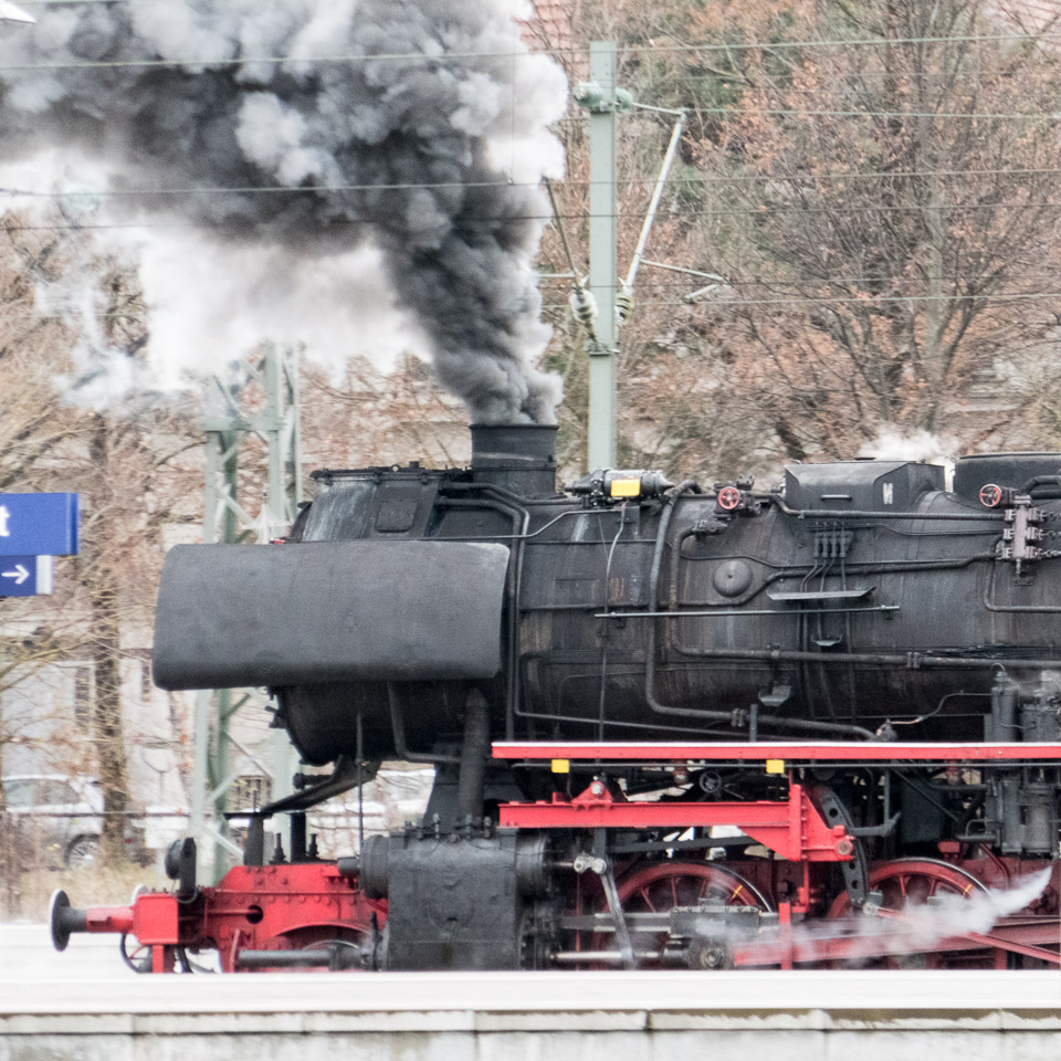 Christmas-Steam-Train-P1000042.jpg