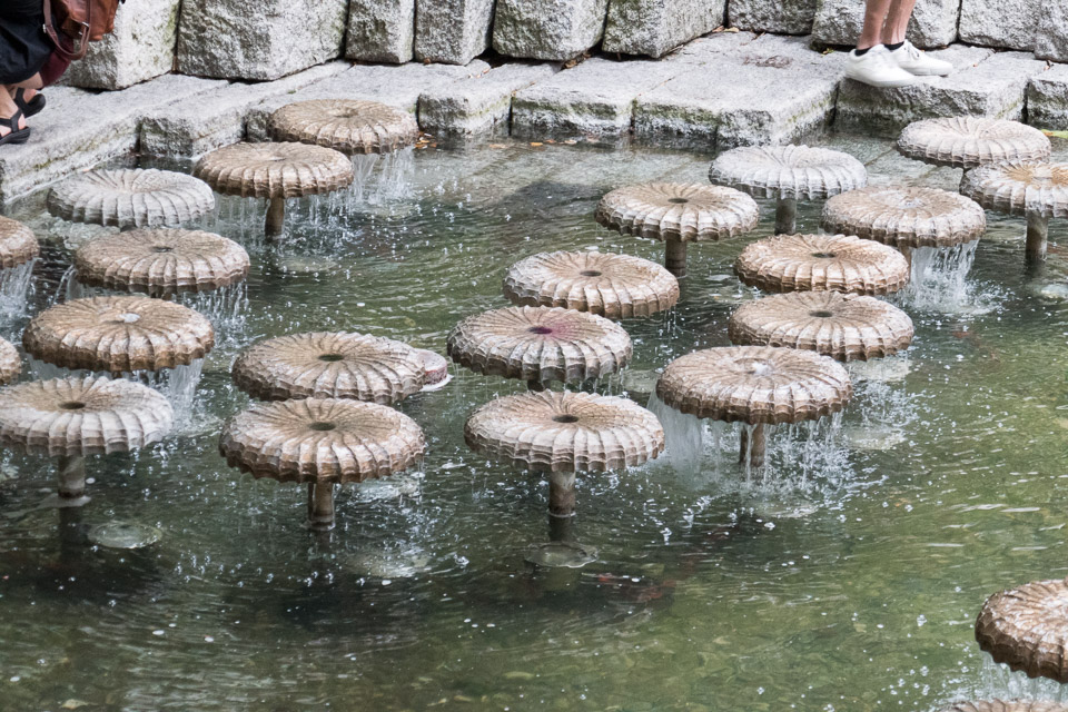Munich-Fountains-P1000913.jpg