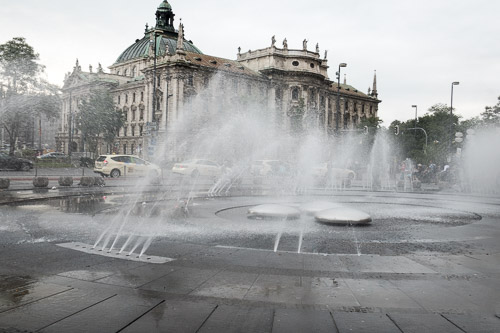Munich-Fountains-P1010006.jpg