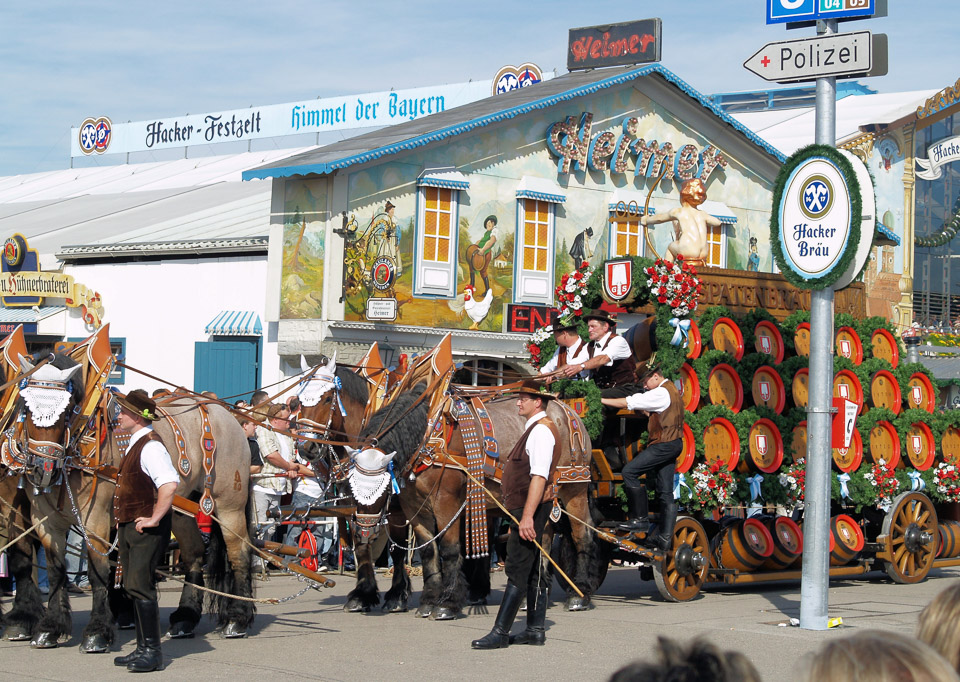 bob-visit-2007-sep-240-oktoberfest_1428466459_o.jpg
