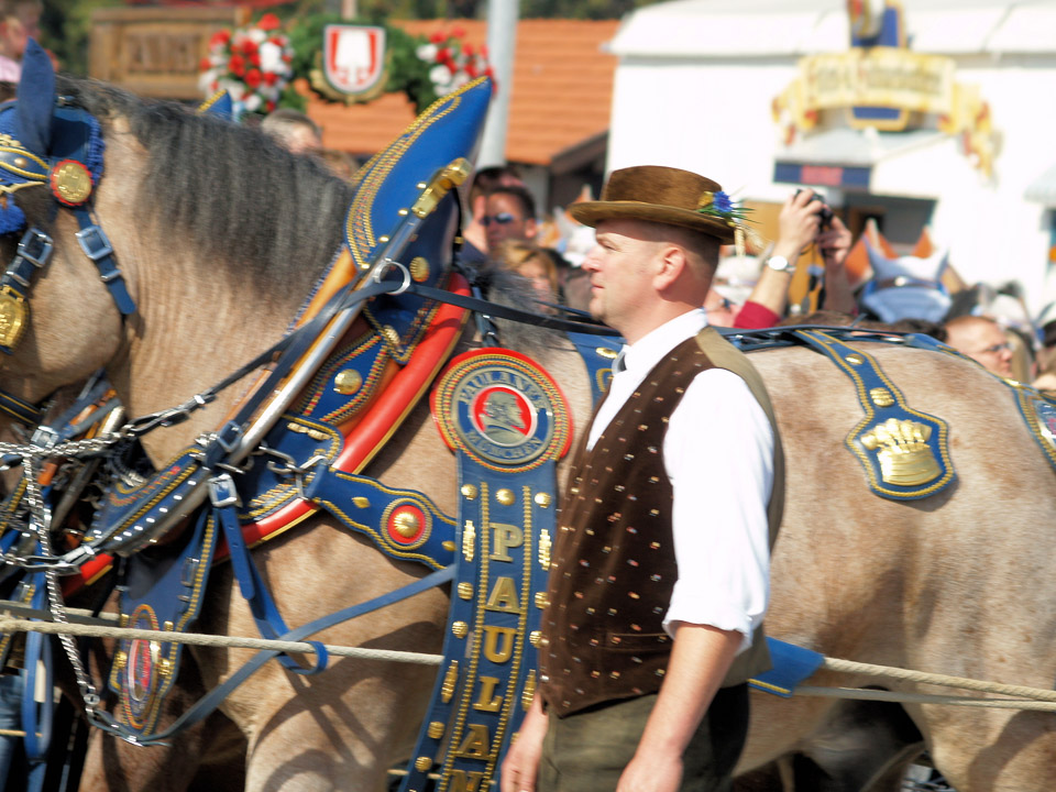 bob-visit-2007-sep-254-oktoberfest_1428903345_o.jpg