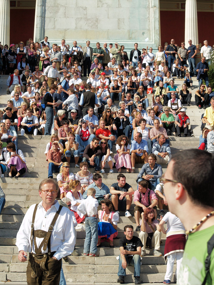 bob-visit-2007-sep-260-oktoberfest_1429921898_o.jpg