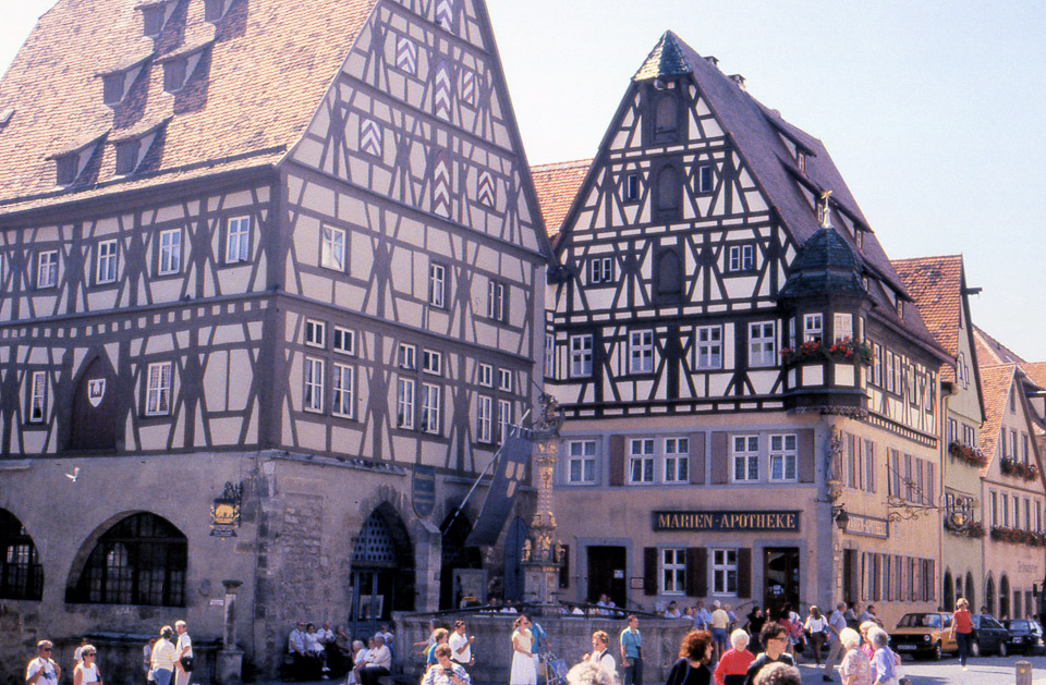 rothenburg-09_1354183415_o_v1.jpg