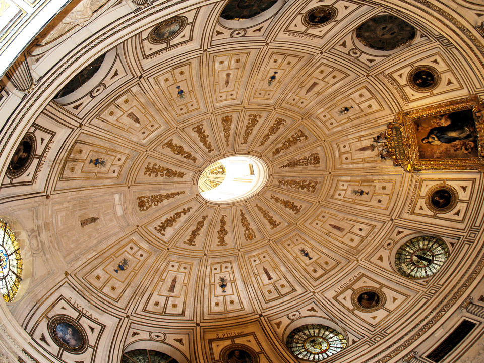 sevilla-cathedral-017_1226637264_o.jpg