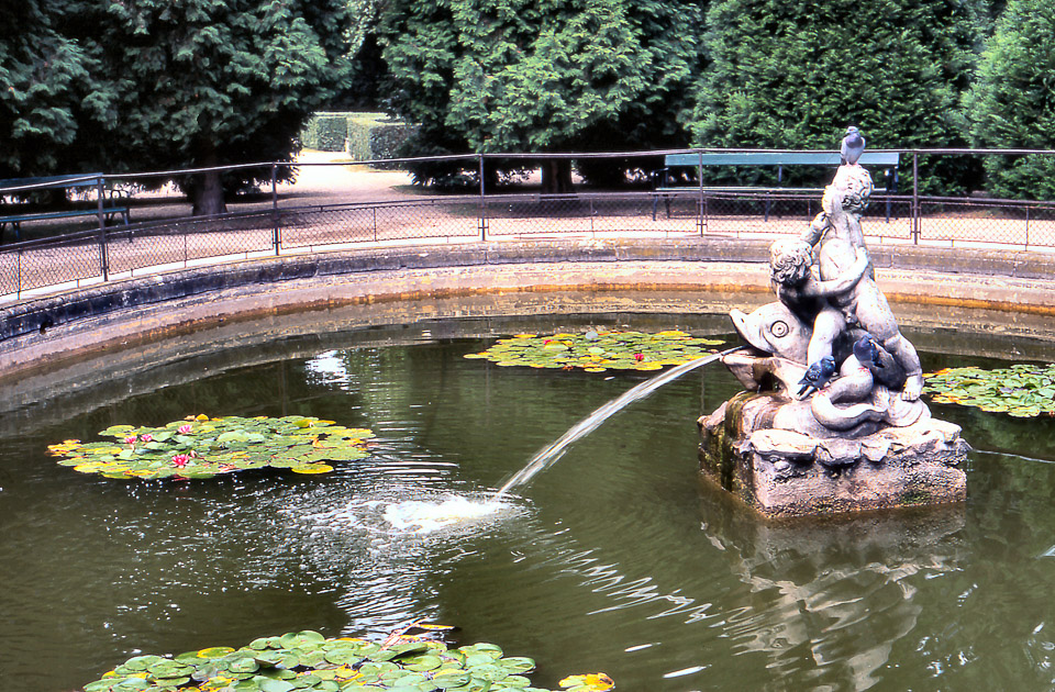 vienna-1997-scan-02_453845512_o.jpg