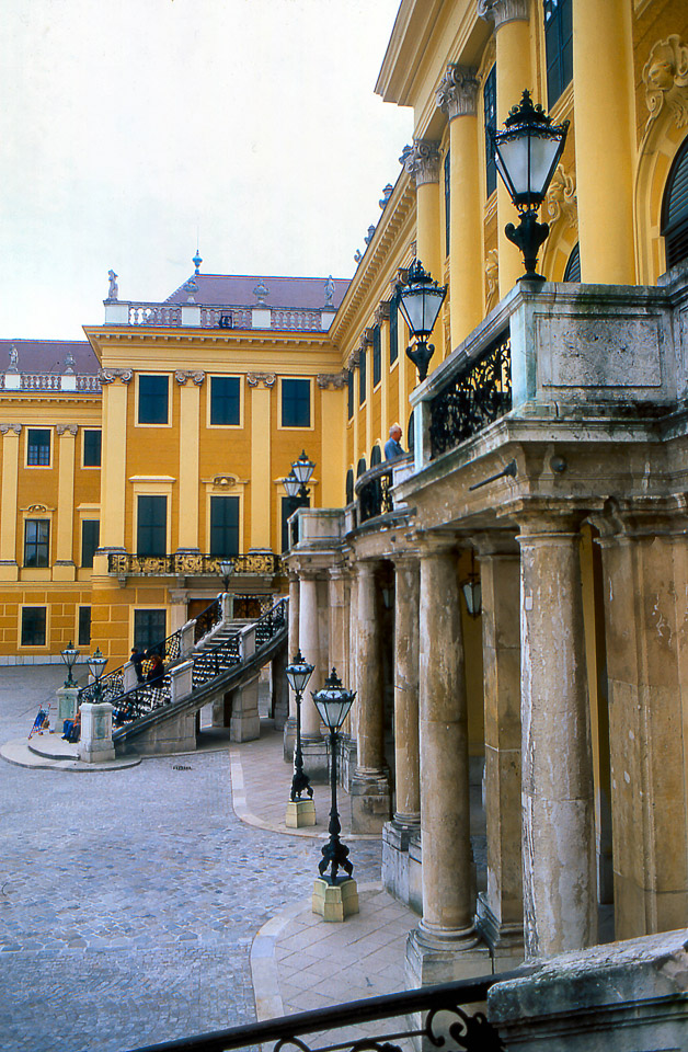 vienna-1997-scan-04_453813961_o.jpg