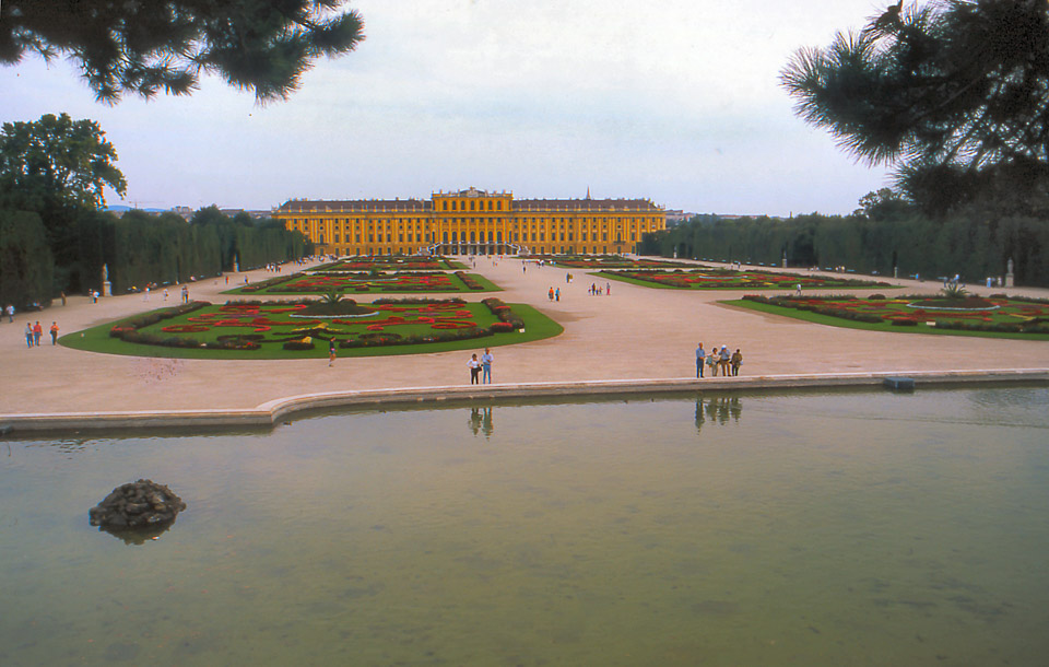 vienna-1997-scan-06_453739623_o.jpg