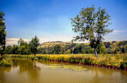 burgundy-houseboat-trip-49_518181976_o.jpg