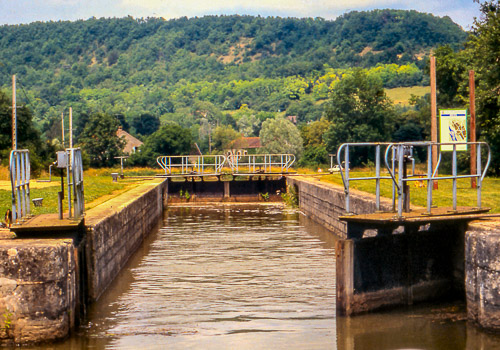 burgundy-houseboat-trip-52_518224219_o.jpg