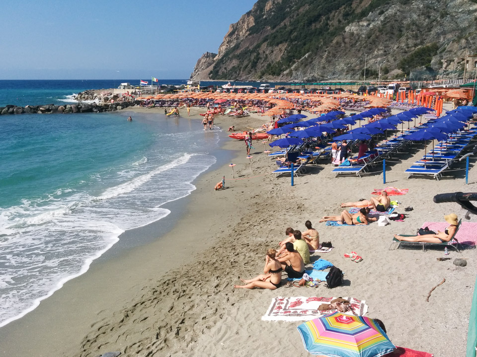 Cinque-Terre-2016-06-27-10.32.33.jpg