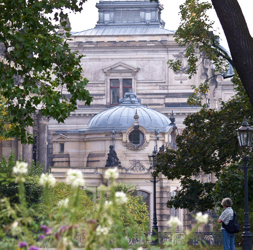 astellas-dresden-p9152233_4394356331_o.jpg astellas-dresden-p9152233_4394356331_o.jpg