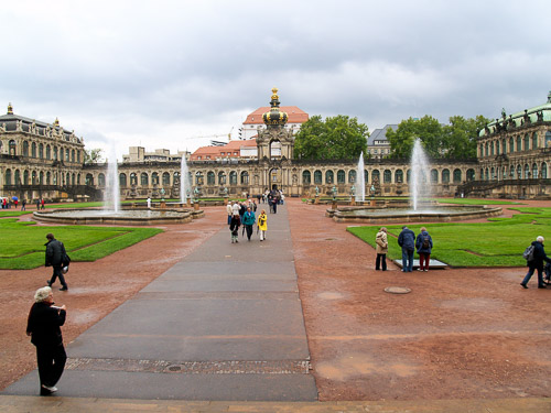 bob-visit-2007-sep-083-dresden_1421602869_o.jpg bob-visit-2007-sep-083-dresden_1421602869_o.jpg