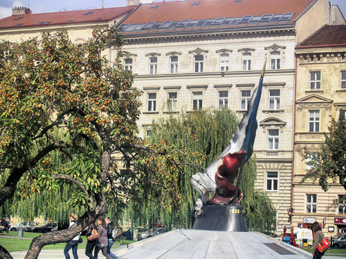 bob-visit-2007-sep-110-prague_1422610789_o.jpg bob-visit-2007-sep-110-prague_1422610789_o.jpg