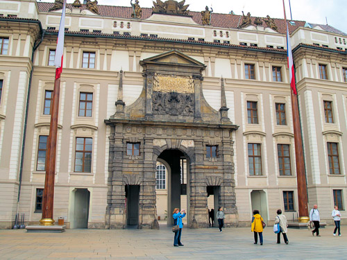 bob-visit-2007-sep-117-prague_1422691479_o.jpg bob-visit-2007-sep-117-prague_1422691479_o.jpg