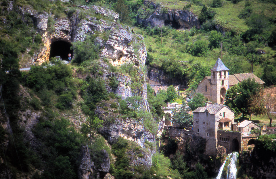 ardeche-199091-184_697524555_o.jpg