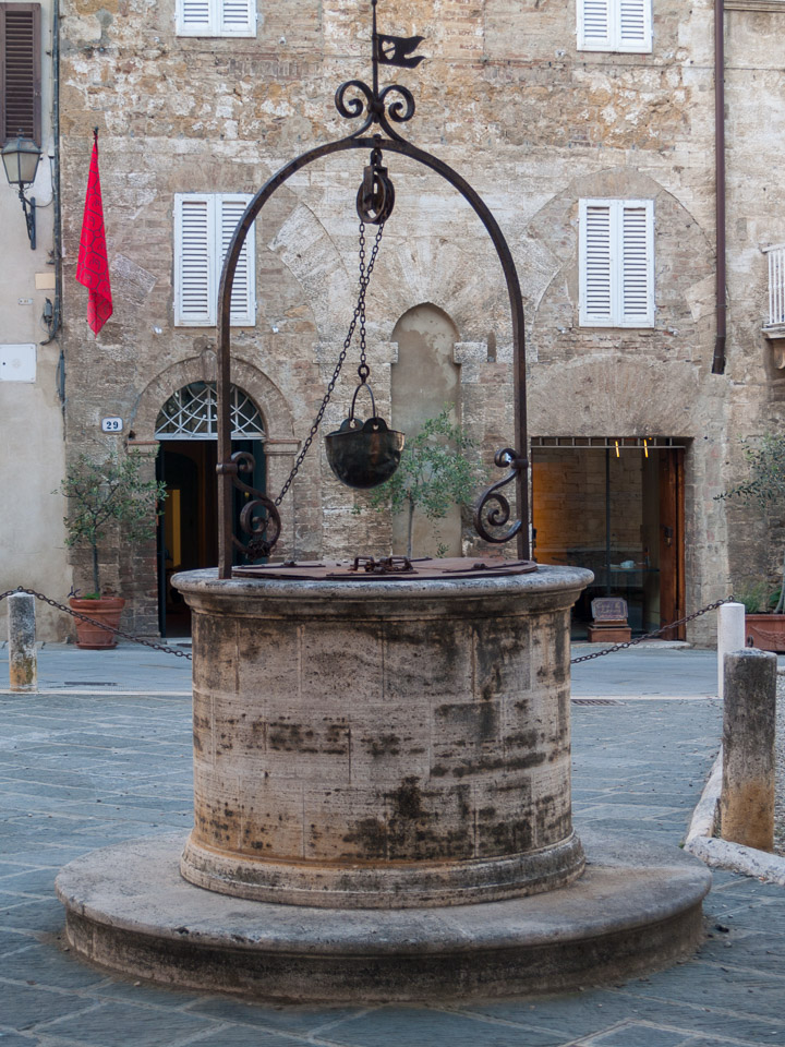 Tuscany-BTS-P6156643.jpg